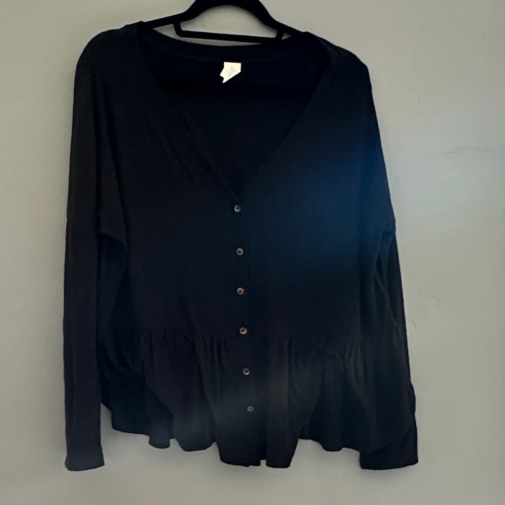 LAWLESS Black Button-Down Women's Peplum Top
